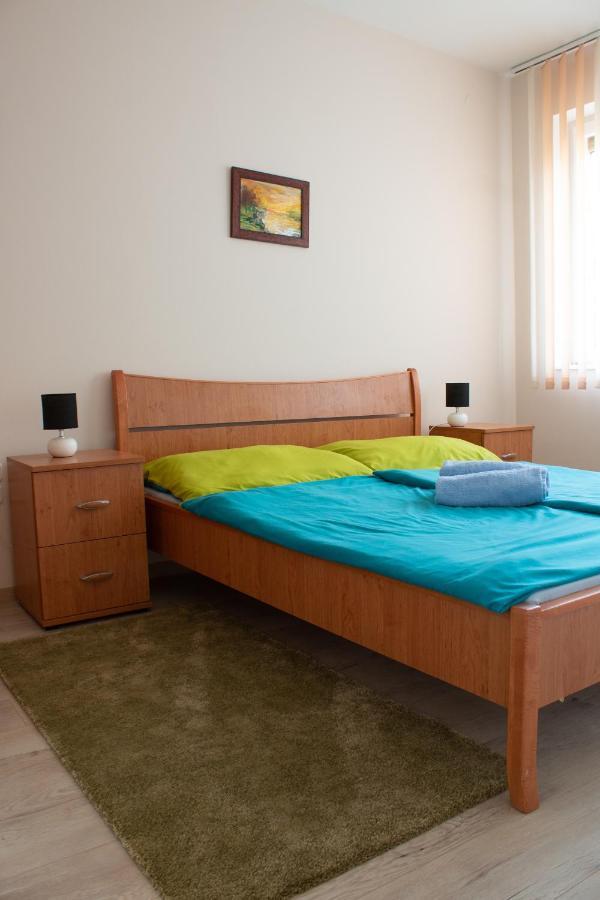 Titan Apartman Gyula Exterior photo